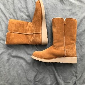 Kookaburra by Ugg Tan Boots